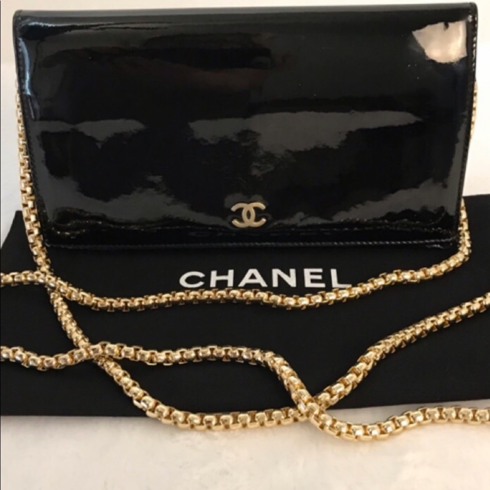 🌹CHANEL🌹 AUTH. Patent Leather LONG WALLET